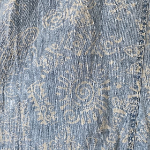 Chico's Cotton Denim Jacket / Shacket Sz O (Small), Lightweight, Patterned - Picture 4 of 9